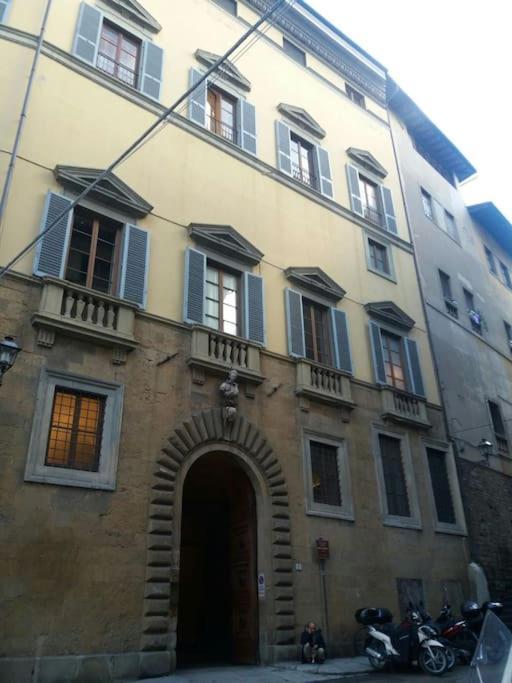 Il Rifugio Di Michelangelo.Firenze,Ponte Vecchio. Apartment Bagian luar foto